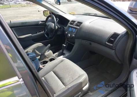 2005 Honda Accord 3.0 Ex from USA, damaged, VIN 1HGCM66565A061475